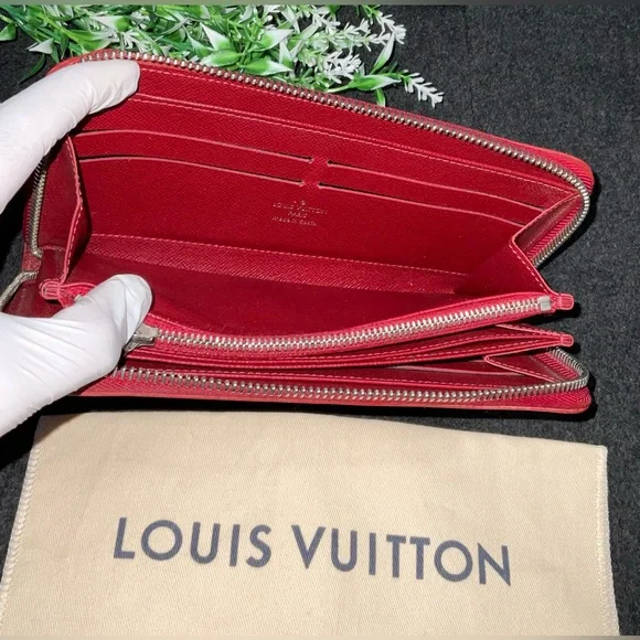✅AUTHENTIC LV RED WALLET LONG ZIP LOUIS VUITTON - Picture 5 of 10